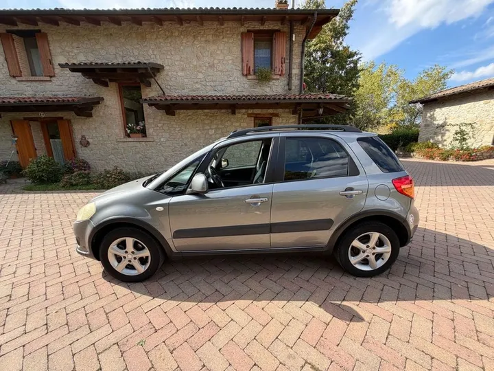 Suzuki SX4