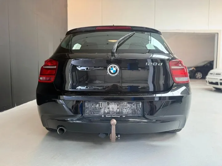 BMW 120