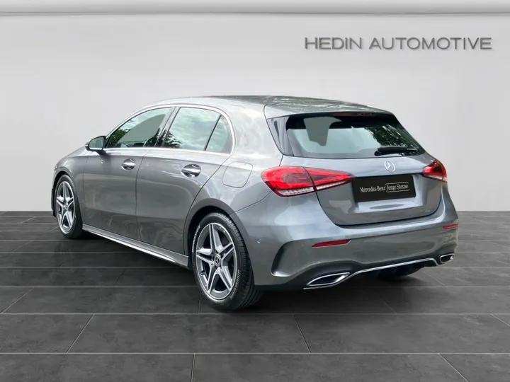 Mercedes-Benz A 220