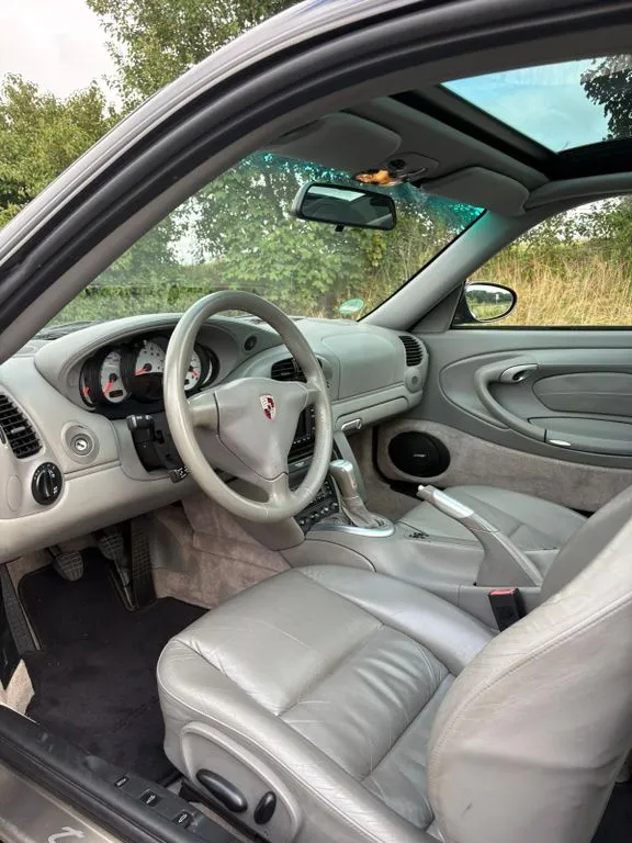 Porsche 996