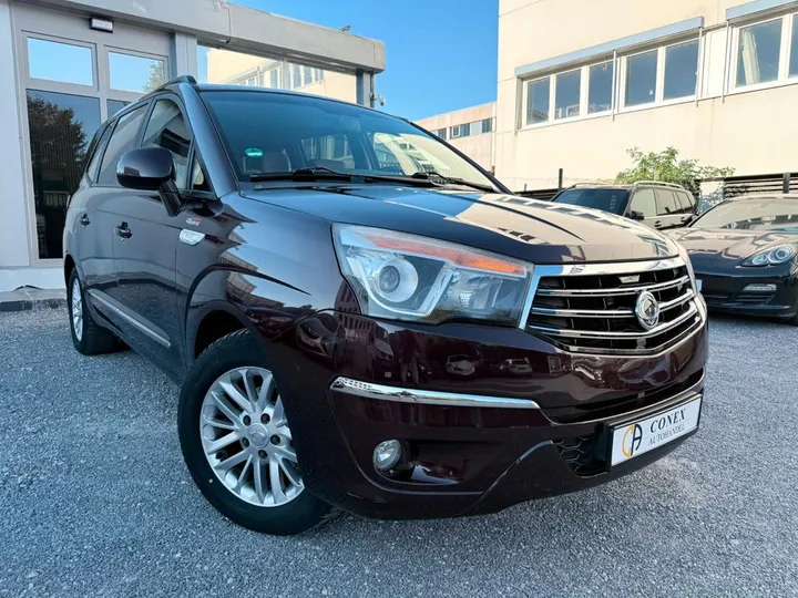 Ssangyong Rodius