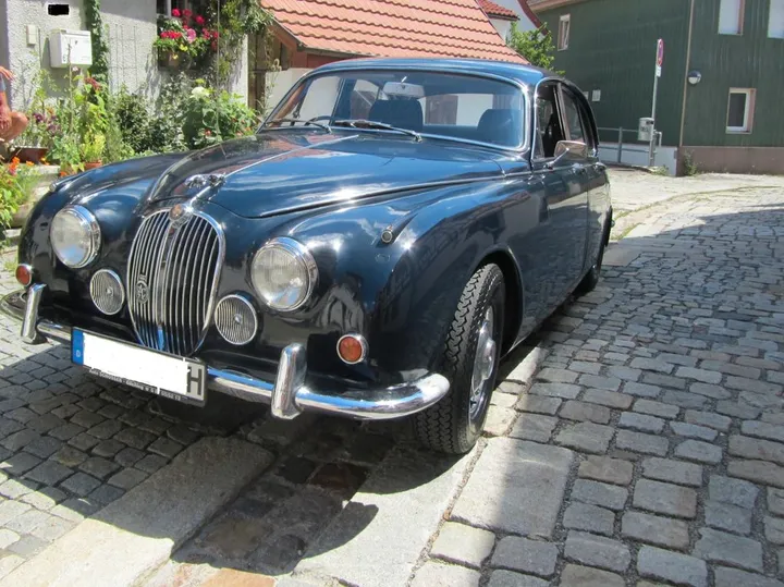 Jaguar MK II