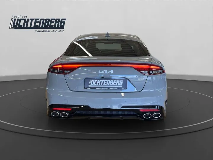 Kia Stinger