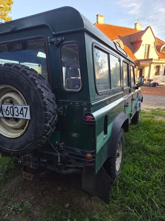 Land Rover Defender