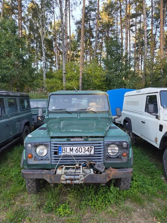 Land Rover Defender