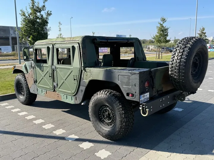 Hummer H1