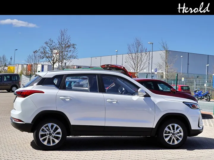 BAIC Senova X35