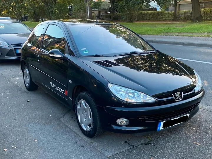Peugeot 206