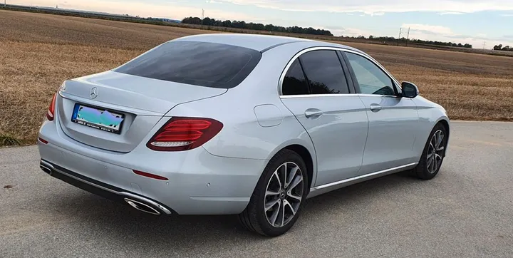 Mercedes-Benz E 250