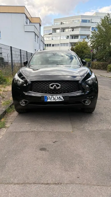 Infiniti FX