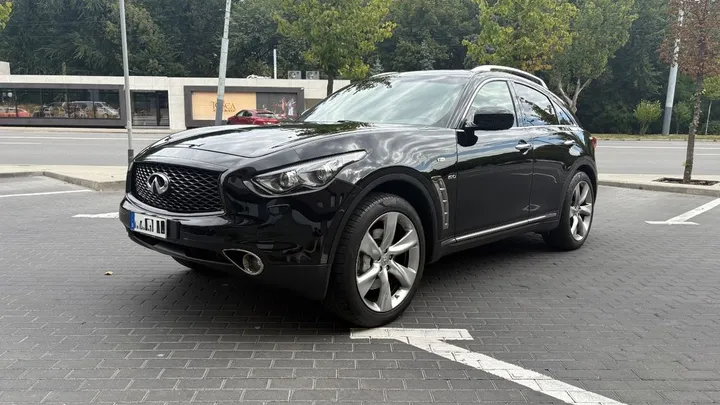 Infiniti FX