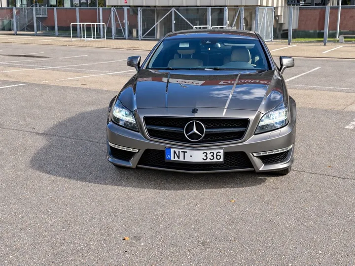 Mercedes-Benz CLS 500