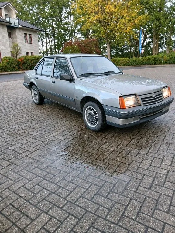 Opel Ascona