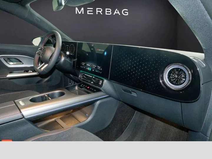 Mercedes-Benz CLA 180