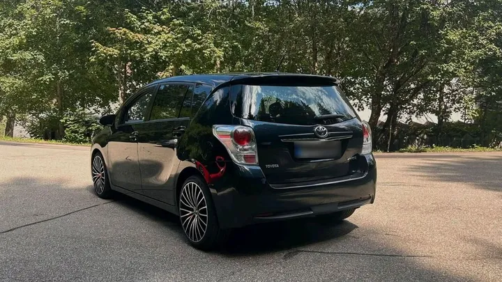 Toyota Verso-S