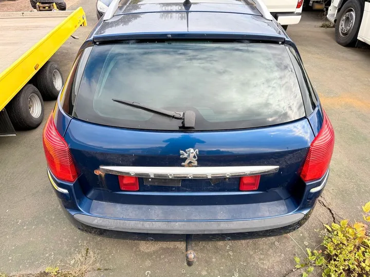 Peugeot 407