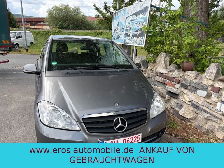 Mercedes-Benz A 180