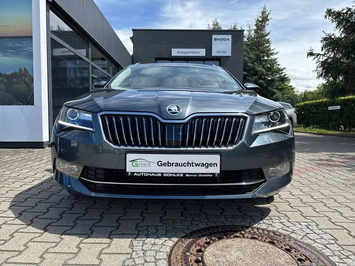 Škoda Superb