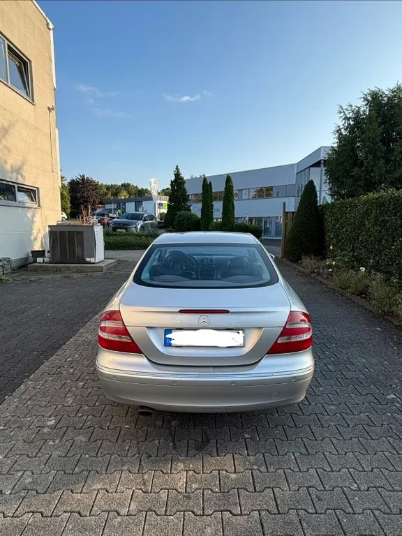 Mercedes-Benz CLK 240