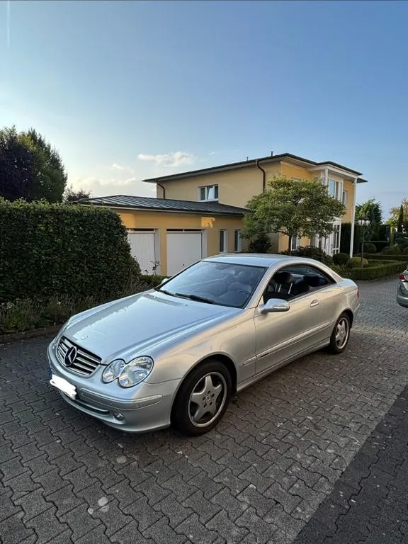 Mercedes-Benz CLK 240