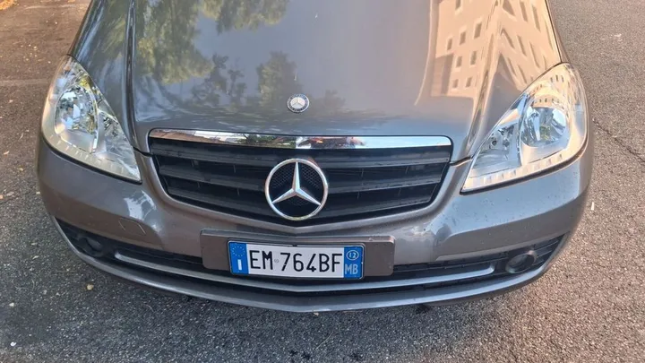 Mercedes-Benz A 160