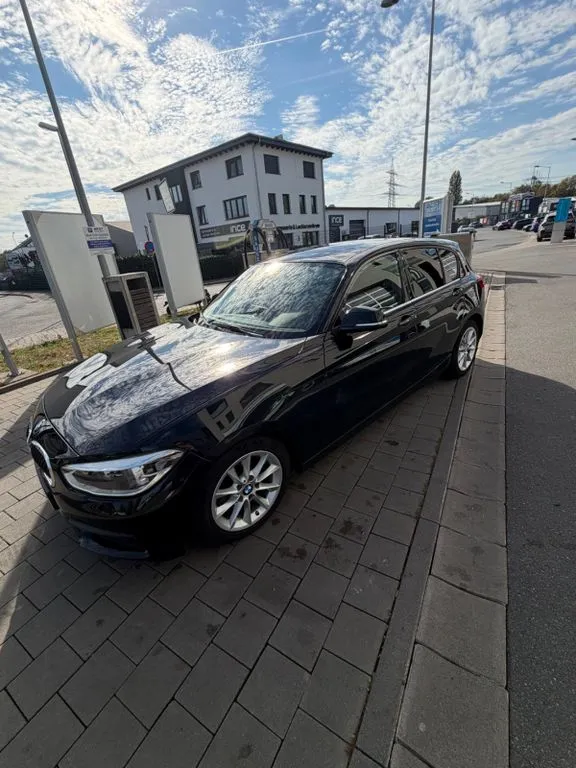 BMW 120