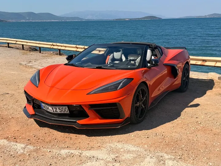 Corvette C8