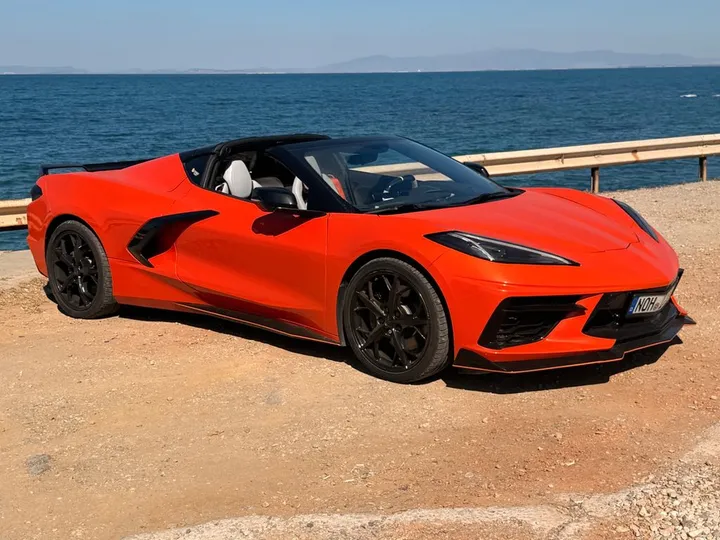 Corvette C8