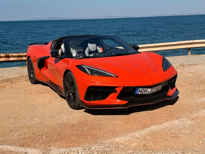 Corvette C8