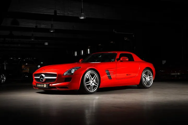 Mercedes-Benz SLS AMG