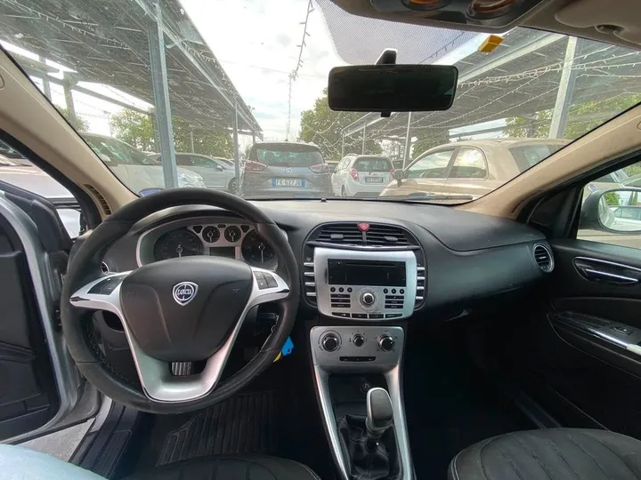 Lancia Delta