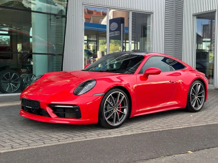 Porsche 992