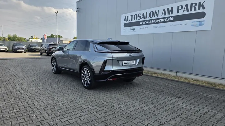 Cadillac LYRIQ