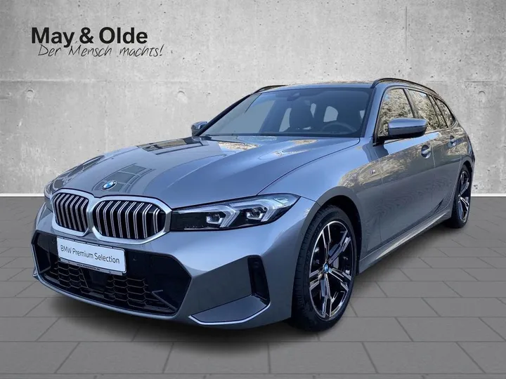 BMW 330
