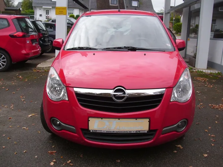 Opel Agila