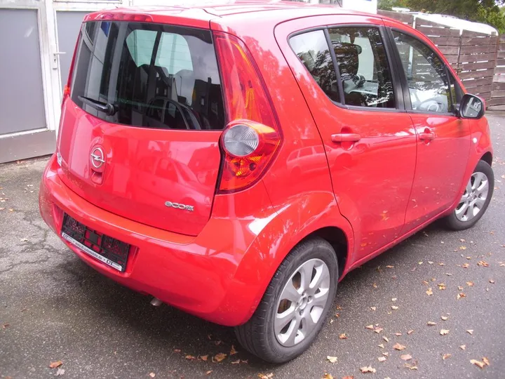 Opel Agila