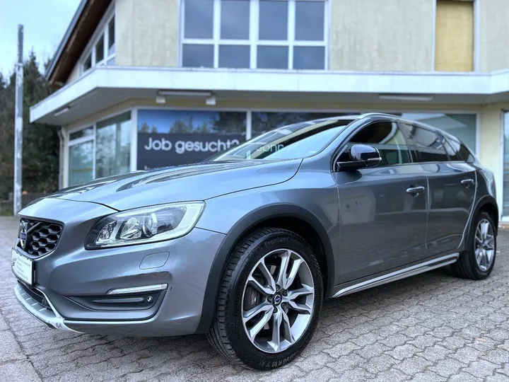 Volvo V60 Cross Country