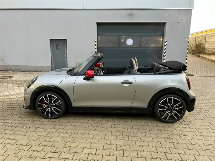 MINI John Cooper Works Cabrio