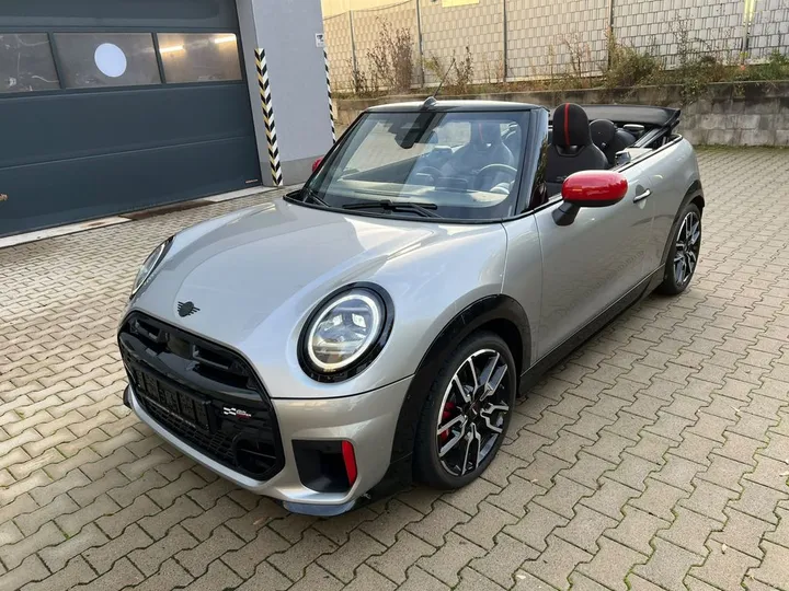 MINI John Cooper Works Cabrio