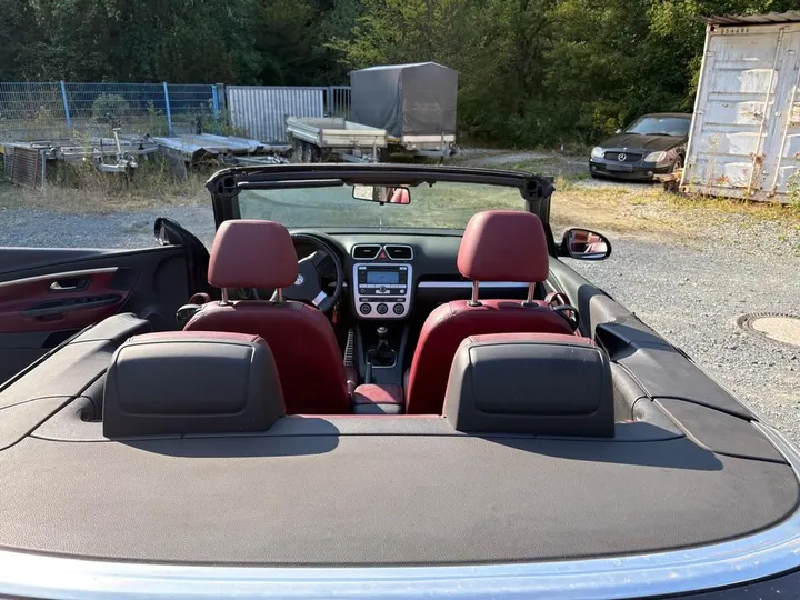Volkswagen Eos