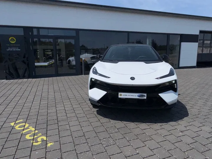 Lotus Eletre