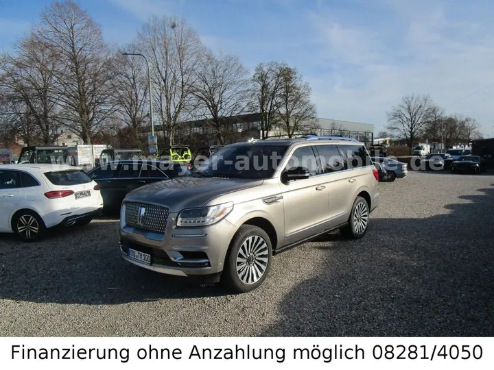 Lincoln Navigator