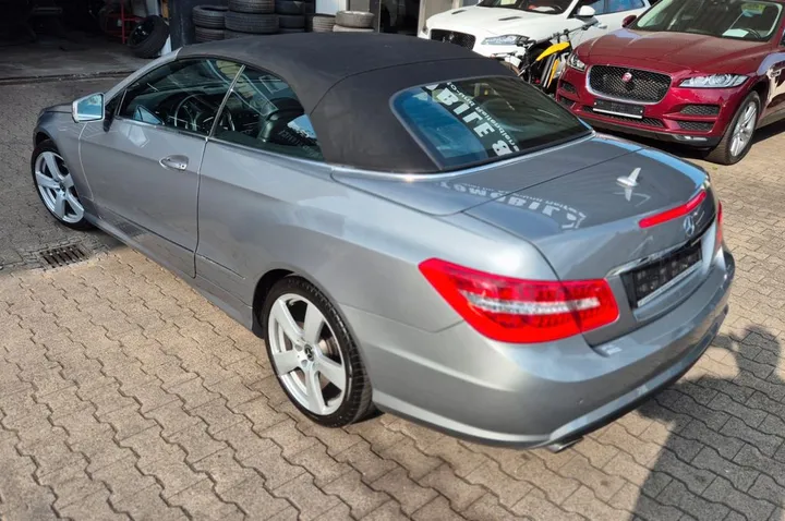 Mercedes-Benz E 200