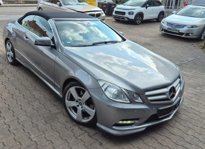 Mercedes-Benz E 200