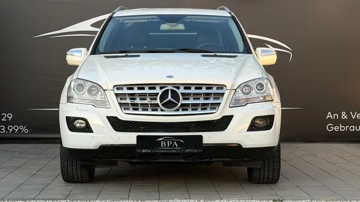 Mercedes-Benz ML 320