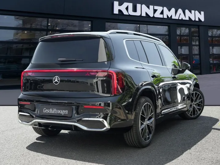 Mercedes-Benz GLB 200