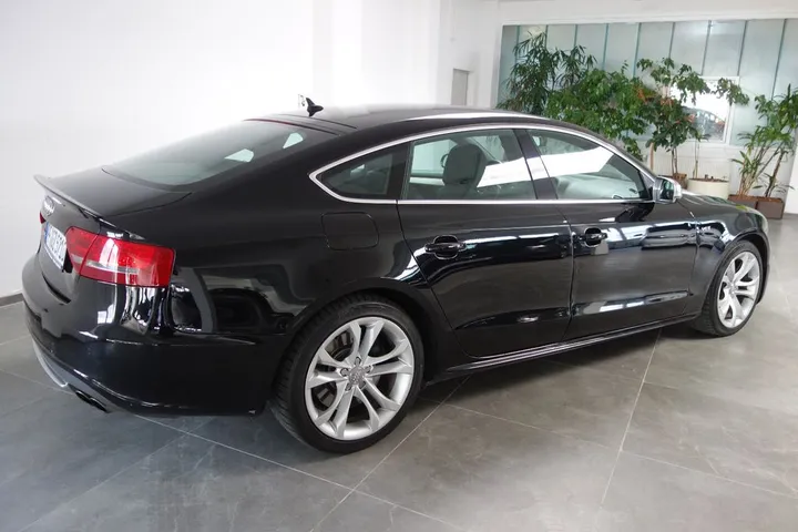 Audi S5