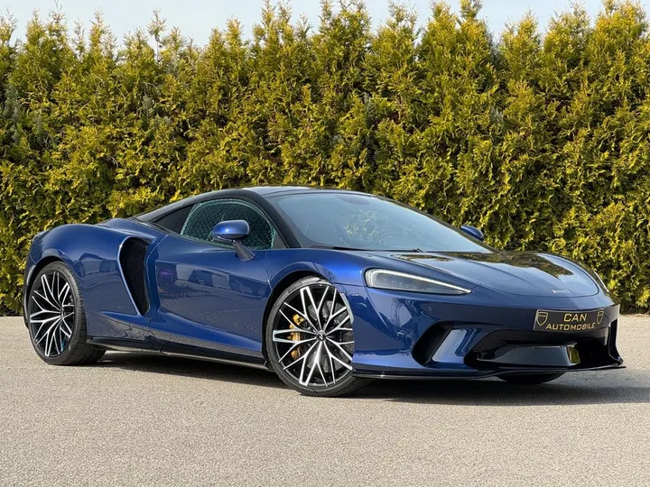 McLaren GT
