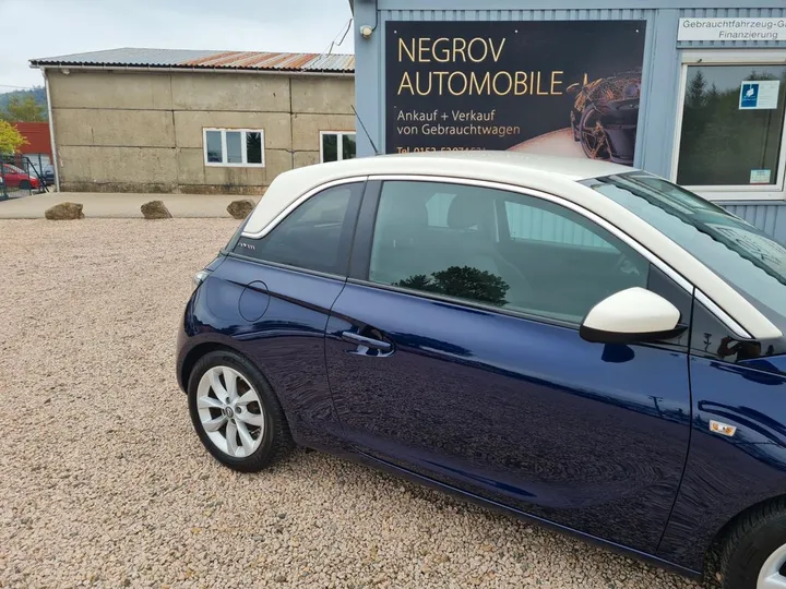 Opel Adam