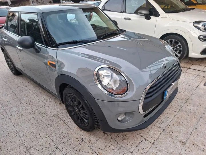 MINI One D